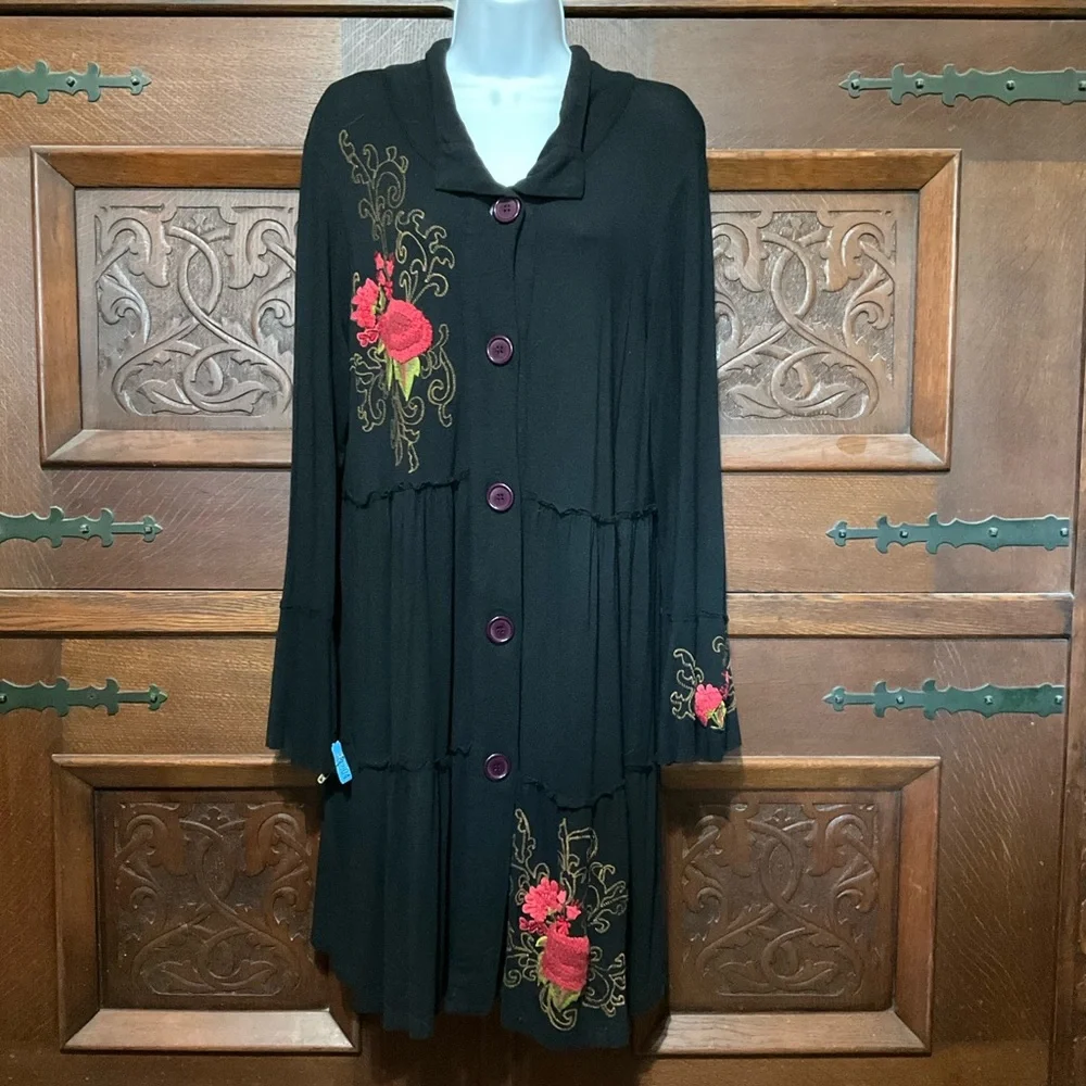 ATHLETA Black Jersey Dress w/Roses - Picture 2 of 11